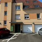L - A 10 Min De Colmar - Parking Et Garage Gratuit - Ascenseur & Clim Sainte-Croix-en-Plaine